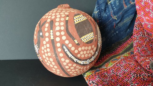 Old Australian Aboriginal Dot Painted Kimberley Boab Nut …beautiful display and - Picture 7 of 8