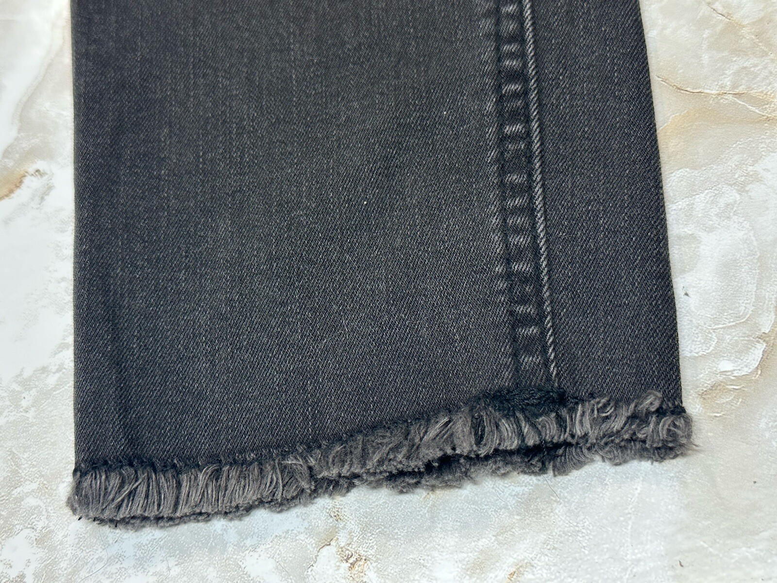 Picture 5 of 16