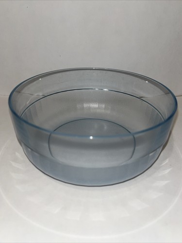 Tupperware Preludio 5.5" Cereal Salad Bowl Translucent Turquoise Blue 2108C - Picture 1 of 9