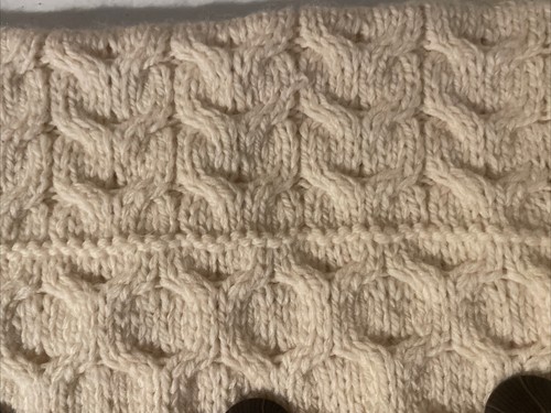 Pillow Cushion Cover Case Ireland 100% Merino Wool Cream Cable Knit - Picture 7 of 8