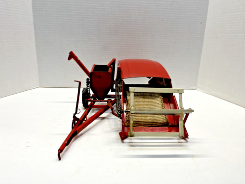1950s Carter Tru-Scale, Pull Behind Combine, 1:16 Scale, Pressed Steel - Picture 5 of 6
