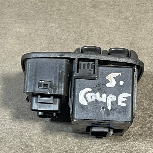 2000-2002 Saturn SC1 SC2 Coupe Master Window Control Switch READ - Picture 6 of 11