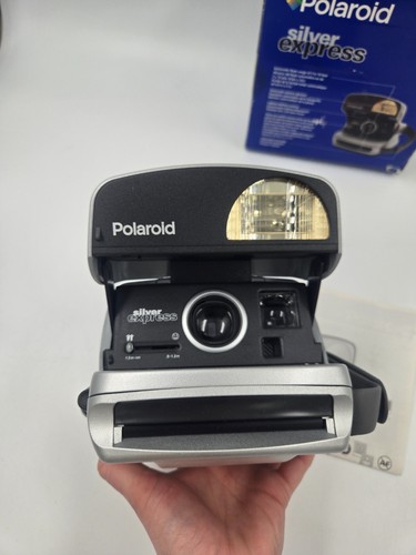 Polaroid Silver Express 600 One Step Instant Film Camera Good Condition - Picture 7 of 7