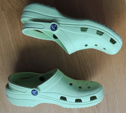 CROCS Unisex Pantolette Sandalen Gr. M6/W8 - (EU 38-39 ) gebraucht Limettengrün - Bild 7 von 10