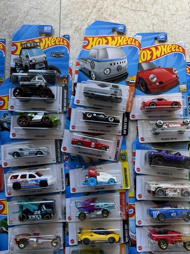 Hot Wheels x 5 Cars Random Mystery Selection Long Card some US exclusives - Picture 12 of 13