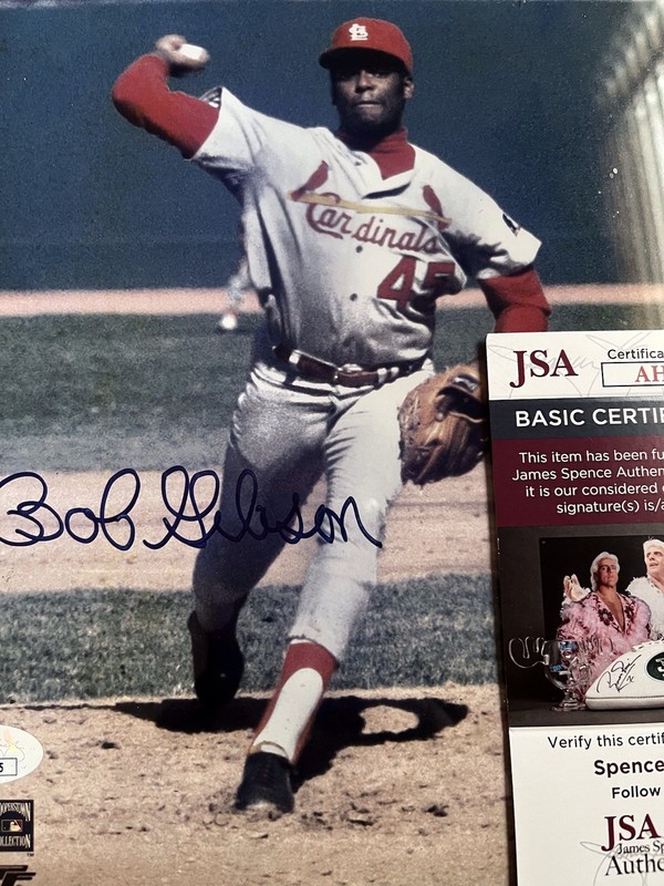 Bob Gibson signed St. Louis Cardinals 8x10 Photo Framed- COA JSA Authentication￼