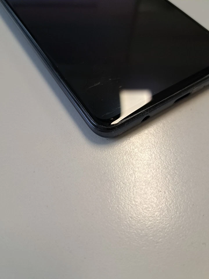 Smartphone Samsung Galaxy A51 SM-A515F/DSN - 128GB Blu Perfetto  - Immagine 3 di 4