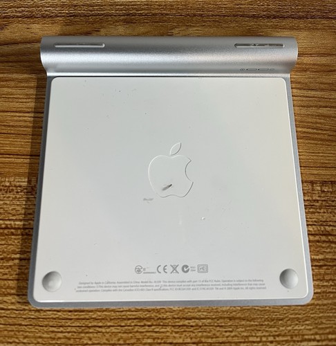 Apple Magic Trackpad A1339 Bezprzewodowy Bluetooth Multi-Touch Doskonały stan - Zdjęcie 3 z 5