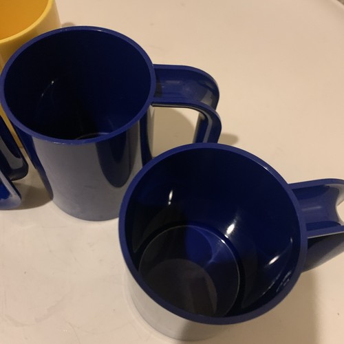 Heller Vignelli Mugs Lot 1 Yellow 3 Blue  - Picture 7 of 10
