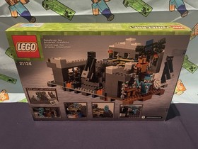 LEGO Minecraft: The End Portal (21124) New Sealed Retired Set