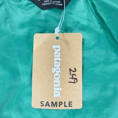 Patagonia NWT Women's Size Small Nano Puff Insulated Jacket 84217 Style Number - Picture 8 of 14