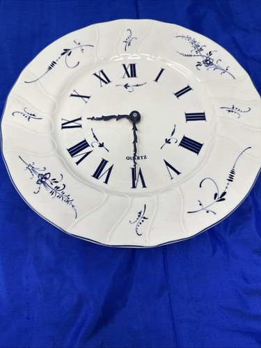 Villeroy & Boch Vieux Luxembourg Porcelain Dinner Plate Wall Clock, 10.25 Inches - Picture 5 of 7