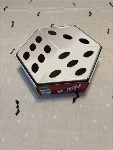 Yahtzee Free For All Game by Parker Brothers - 2008 Edition - Complete! - Picture 2 of 4