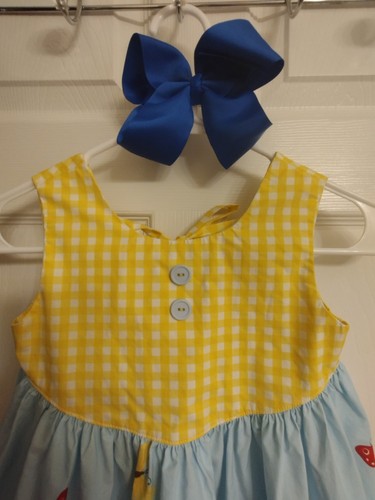 Eleanor Rose Yellow Gingham & Floral Elsie Dress Girls Size 5-6 & Blue Hair Bow - Picture 2 of 19