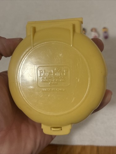 Vintage 1989 Polly Pocket Nancy's Wedding Day- Complete With 3 Figures And RING - Picture 8 of 17