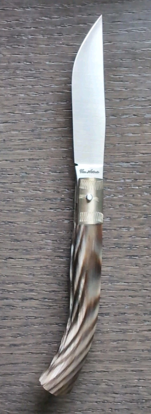 Foto 1 di 9