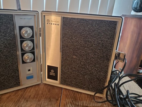 Vintage General Electric 8 Track Stereo 3 Way Power Model M8614A Works - Bild 3 von 15