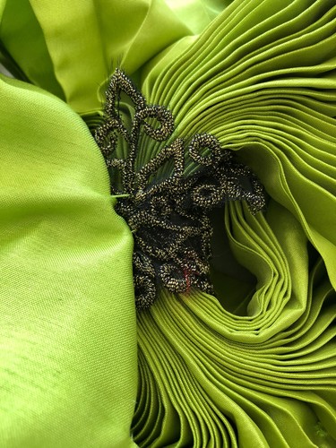 Lime Green Raw Silk Designer Dress Sewn Japanese Manga Kawaii Girl Anime Corsage - Picture 10 of 12