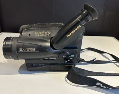 #ad Panasonic Movie Camera VHS C Black NV S20B Spares Or Repairs *Parts Only* GBP 17.99