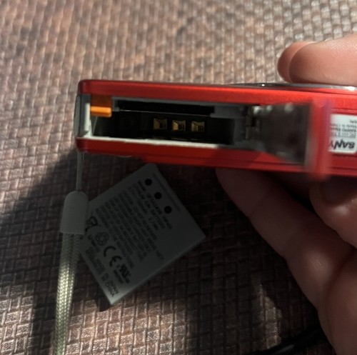 Sanyo VPC-E1292 12.0MP 3x Optical Zoom Digital Camera - Red UNTESTED - Picture 5 of 5