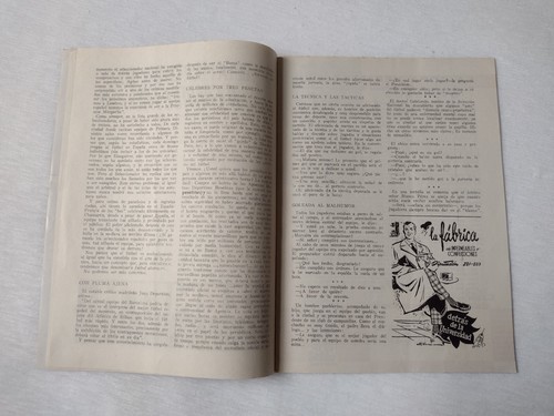 1955 Barcelona Spain v AIK 26th November Friendly Match - Picture 6 of 13