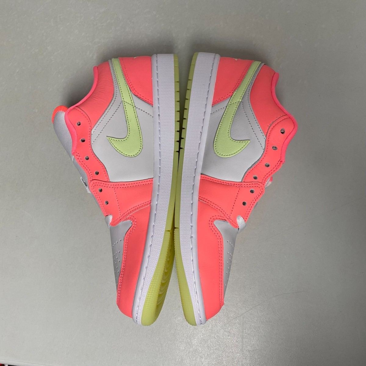 Jordan 1 Low SE Lava Glow