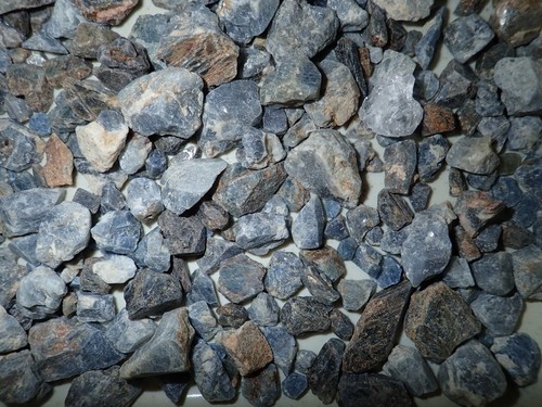 Tanzania Sapphire Rough Stone 0.3 to 14 g Tiny pcs & Small Nugget 150 gram Lot - Picture 2 of 11