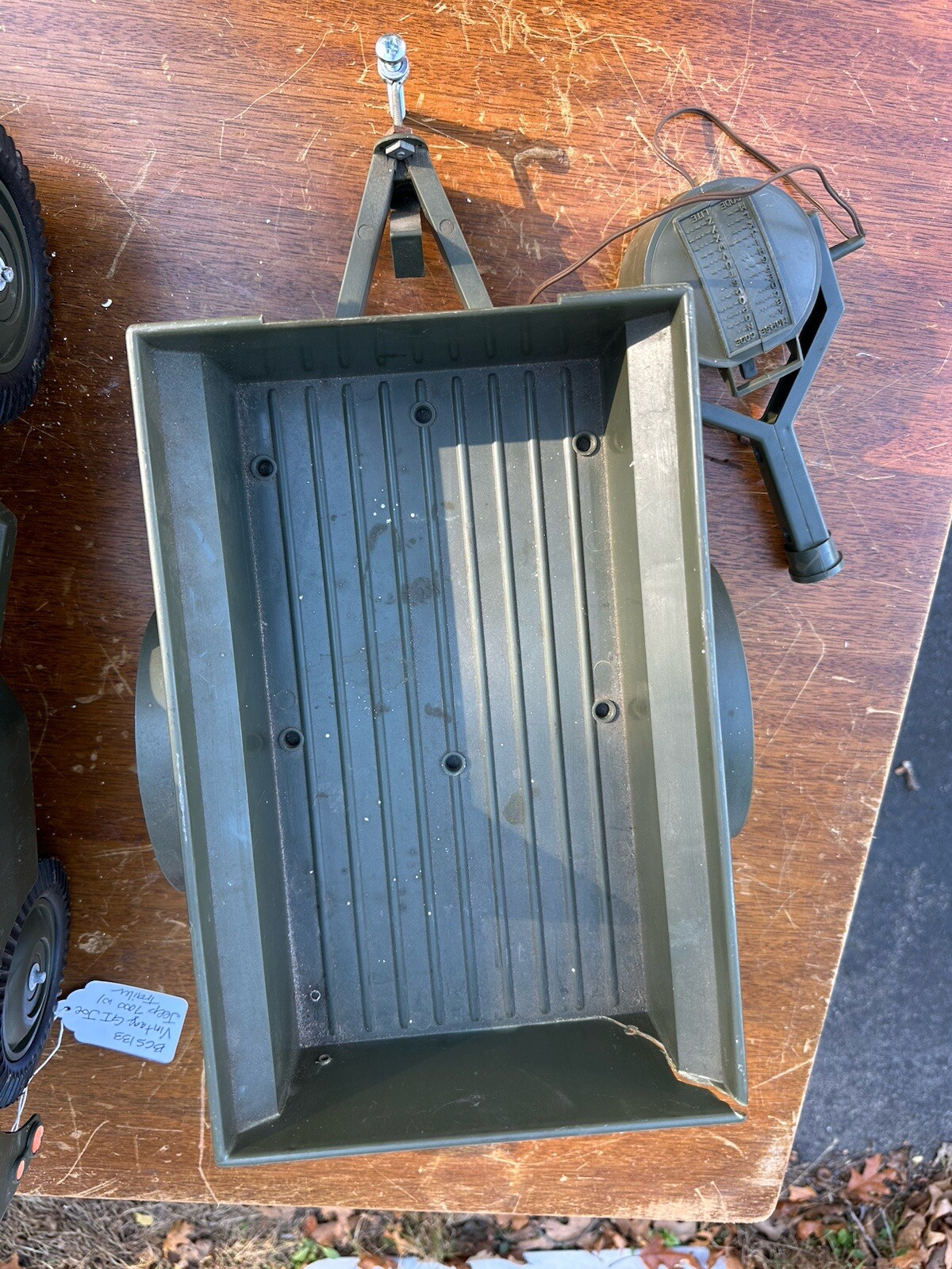 Picture 4 of 12