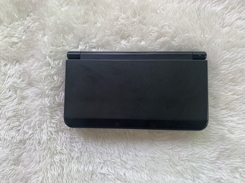 new nintendo 3ds system model black  - Picture 1 of 3