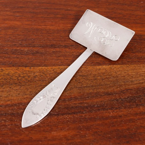 AMERICAN STERLING SILVER PATÉ / CHEESE SERVER SHIELD WREATH & BOW - Picture 1 of 6