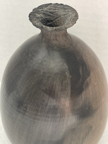 Vintage Raku Art Pottery Textured Glazed Bud Vase Hand Made Signed Hayden 6 3/4” - Picture 8 of 9