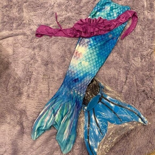 Girl's Mermaid Costume size 7-8 years - Picture 5 of 7