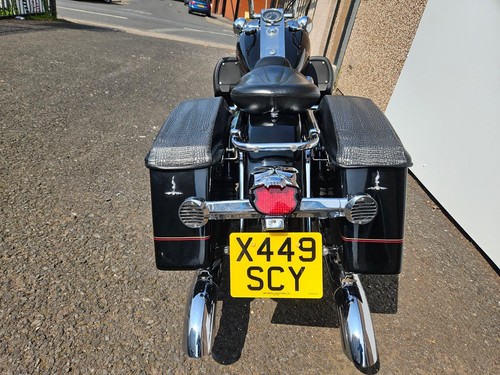 Harley-Davidson FLHR 1450 road king. Superb looking cruiser  - Picture 17 of 18