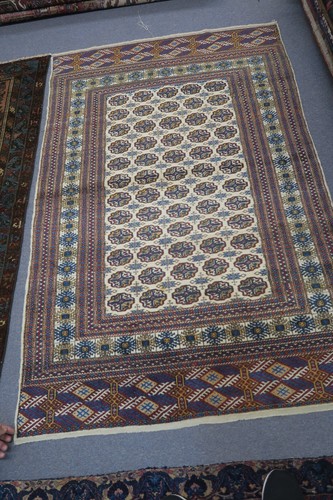 Antique Hand Knotted Fine Gul Bokhara Turkoman Tekke Wool on Wool Rug 4' x 6' - Picture 7 of 8