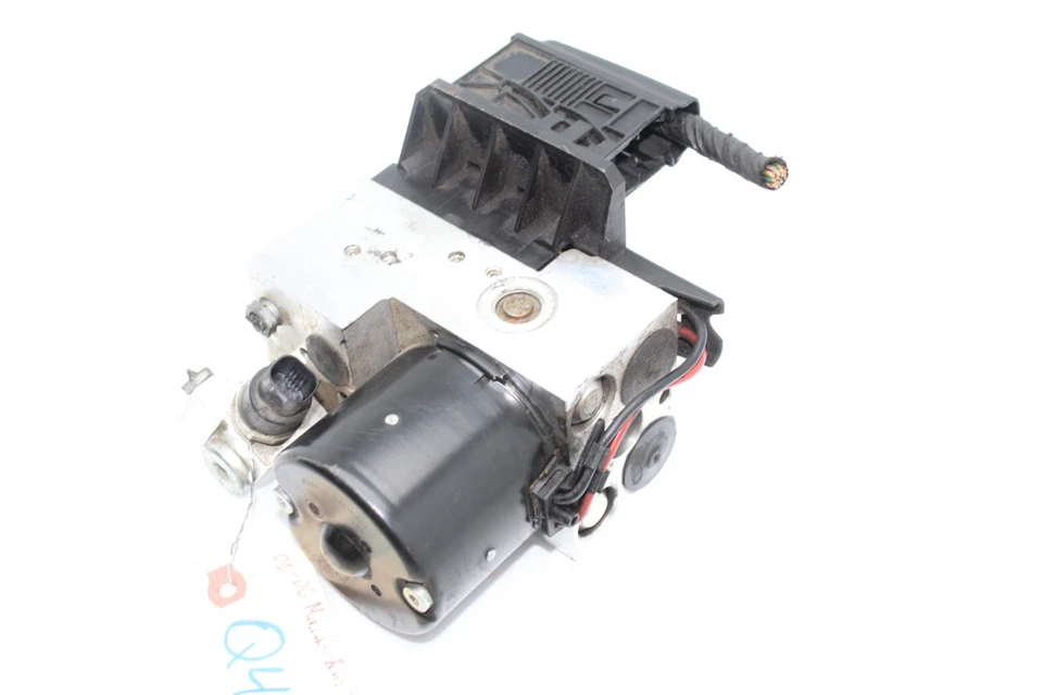 01-06 MERCEDES-BENZ S55 AMG ABS PUMP Q4300 - Image 2 of 4