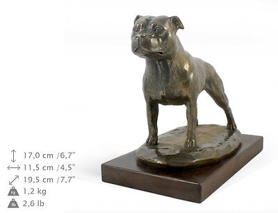 CA ArtDog dog bust//statue on wooden base American Staffordshire Terrier