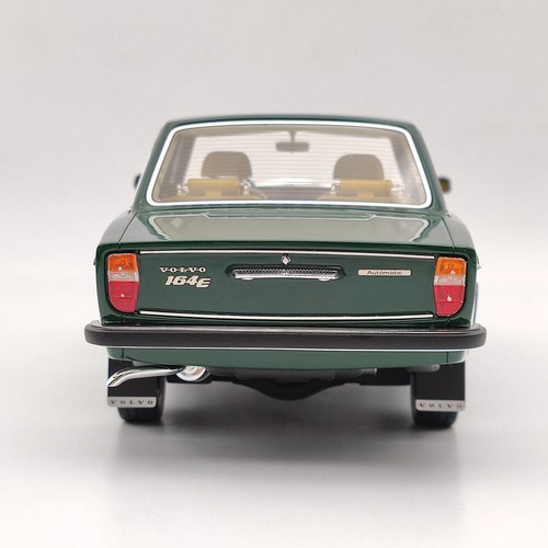 Volvo 164 E 1972 verde DNA000157 modelo de resina limitado - Imagen 5 de 9