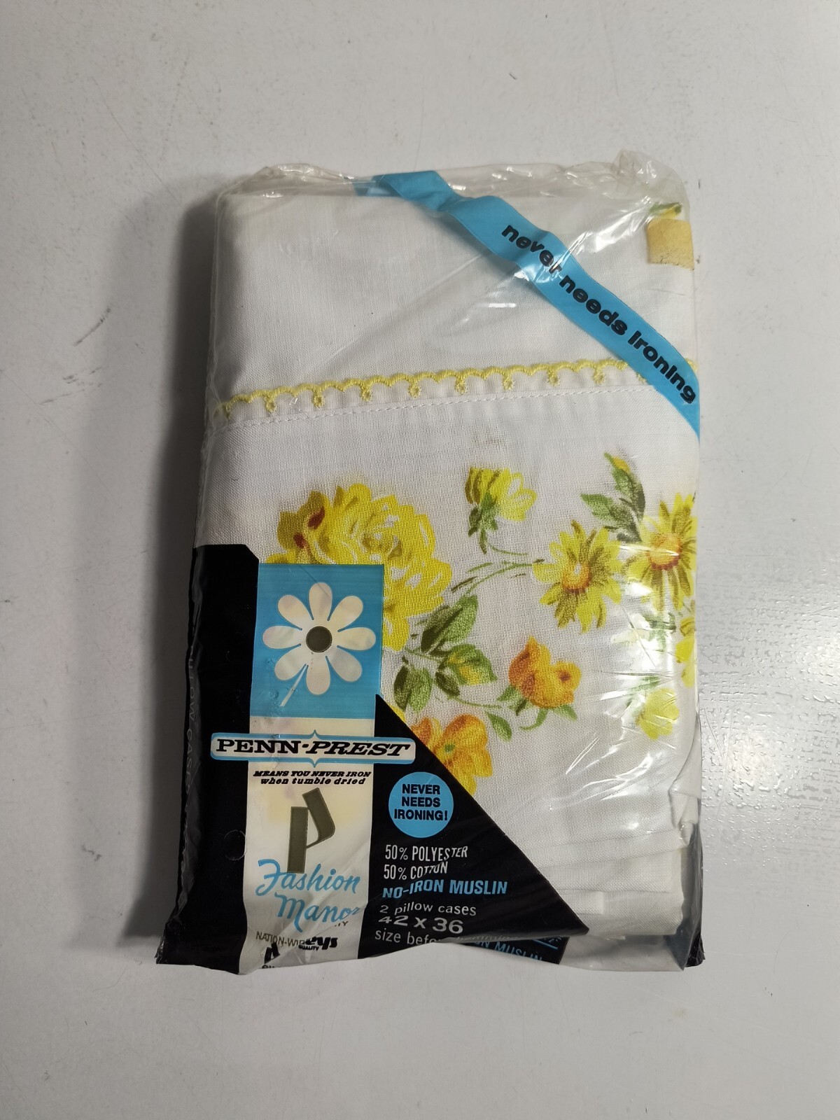 Vintage JCPENNY FASHION MANOR Penn Prest Standard Size FLORAL Pillow