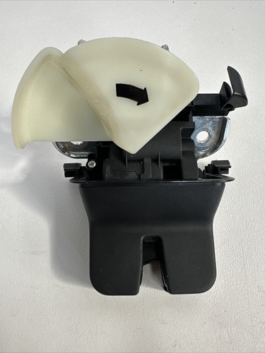 2012-21 VW Passat OEM Trunk Latch Lid Lock Actuator Motor 561827505 Tested 🔥🚙 - Picture 1 of 2