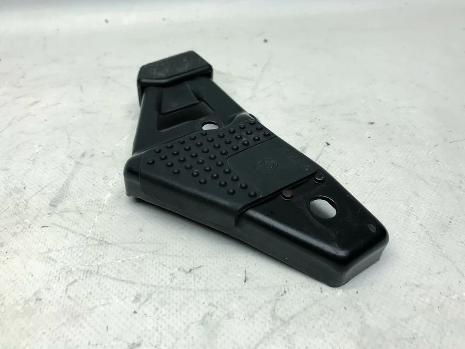 Soporte reposapiés izquierdo BMW R1100RS (3) 93' Foto 3 de 4