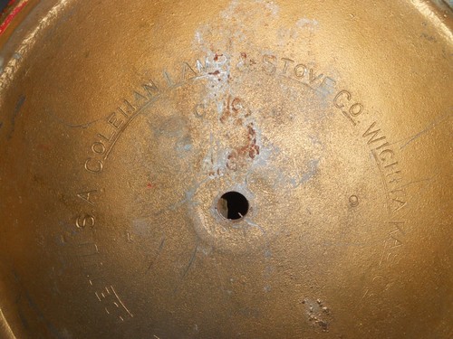 Vintage Coleman Brass Gas Lamp Base. - Picture 5 of 7