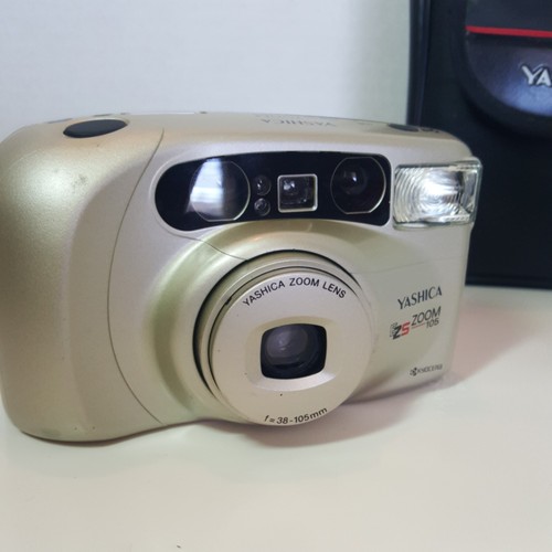Yashica EZS Zoom 105 35mm Film Point & Shoot Camera Pre-owned w/ Manual & case - Picture 4 of 12