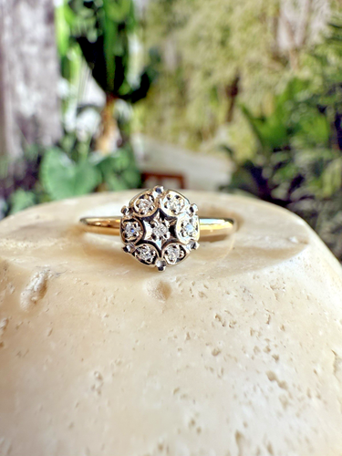 Ladies ESTATE 10k Yellow Gold NATURAL Diamond Ring band - Picture 2 of 7