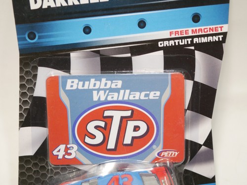 2018 Wave 5 Lionel NASCAR Darrell Wallace Jr 43 STP 1/64 Diecast Car Free Magnet - Picture 3 of 8