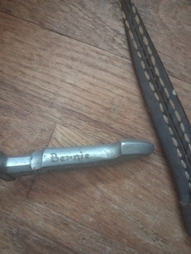 Vintage Phillipines Fighting Knife With Patina Engraved Bernie USA Sale - Picture 4 of 4