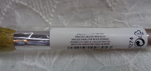 i.d. Bare Escentuals ~ ANGLED BLUSH BRUSH ~ No. 44274 / Pink - Picture 3 of 3