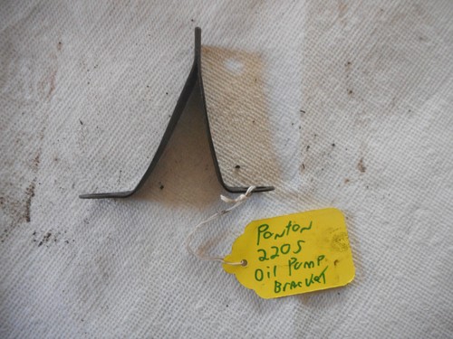 Mercedes Benz Ponton W180 W105 219 220S Oil Pump Strainer Bracket Holder - Picture 5 of 9