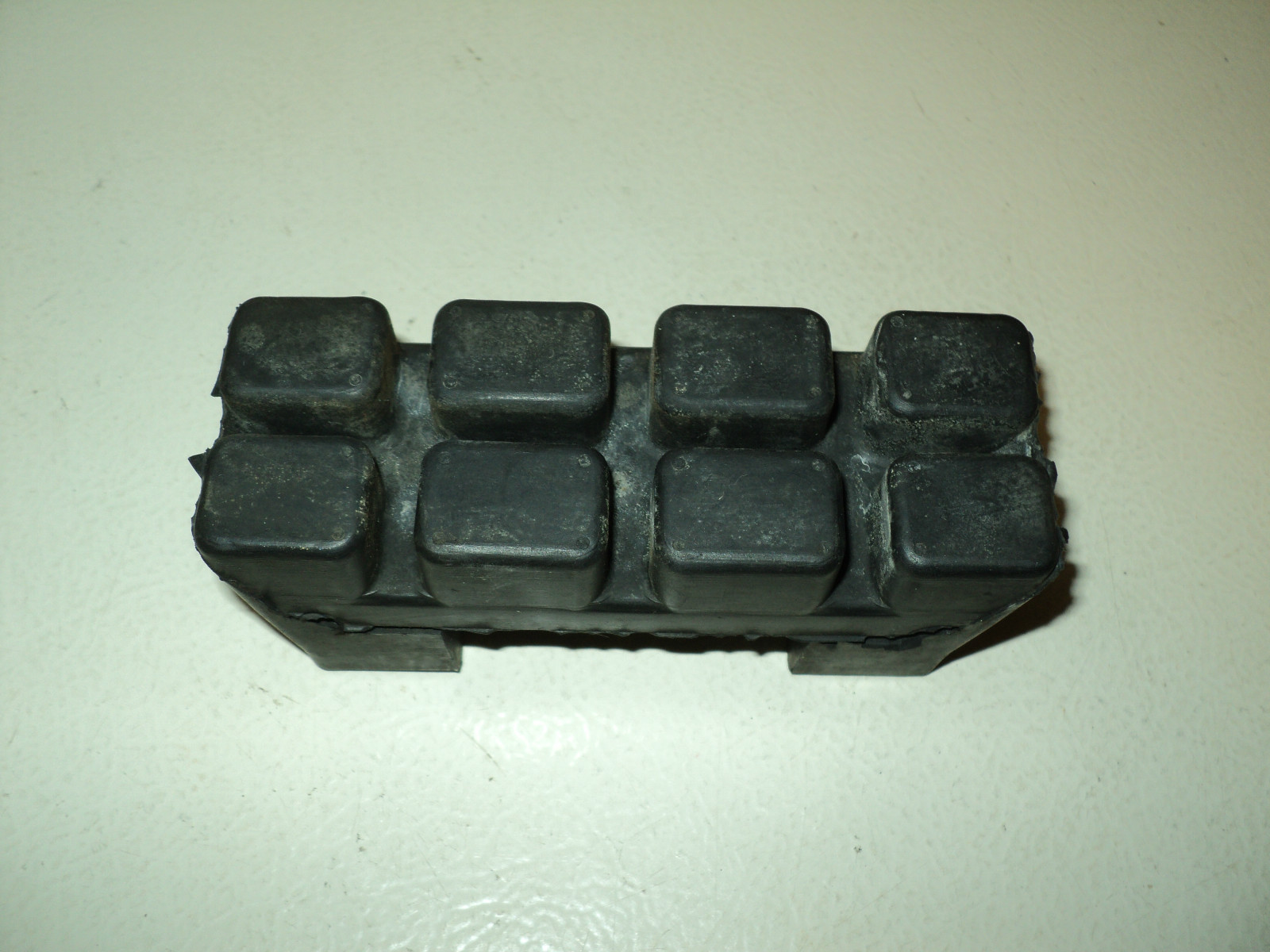 Picture 2 of 3