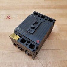General Electric TEB132030 Circuit Breaker, 240VAC, 30A 3 Pole - USED