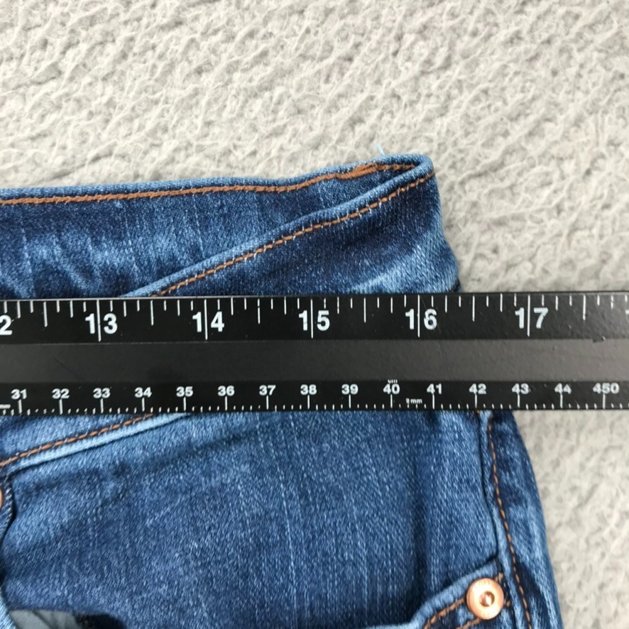 Picture 8 of 12